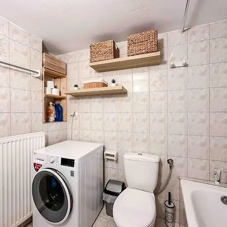 Agrampeli Home, Central, Modern, Spacious 아파트