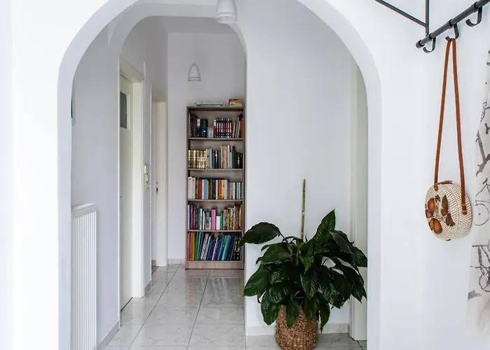 Agrampeli Home, Central, Modern, Spacious