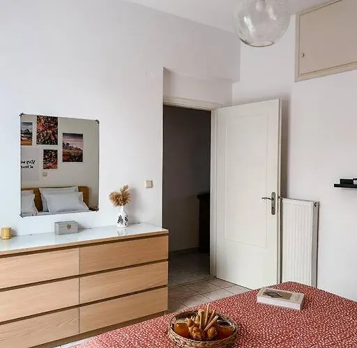 Agrampeli Home, Central, Modern, Spacious Appartement *