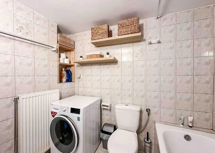 Agrampeli Home, Central, Modern, Spacious Appartement