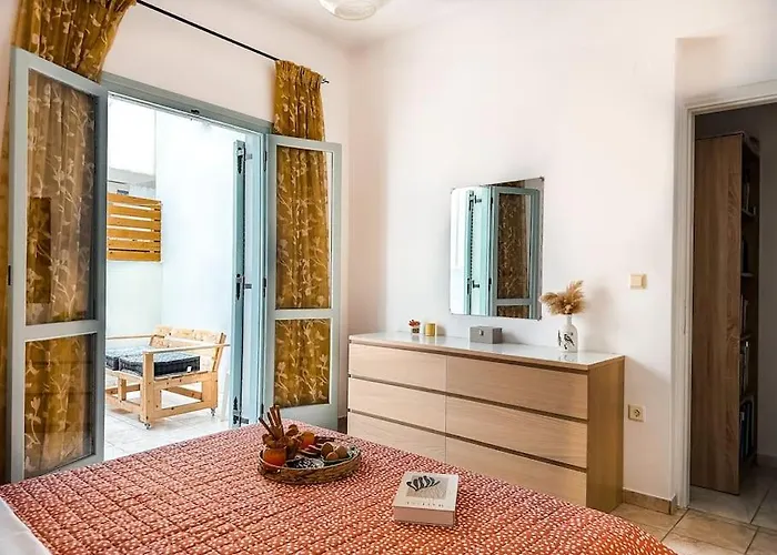 Agrampeli Home, Central, Modern, Spacious Appartement Naxos City